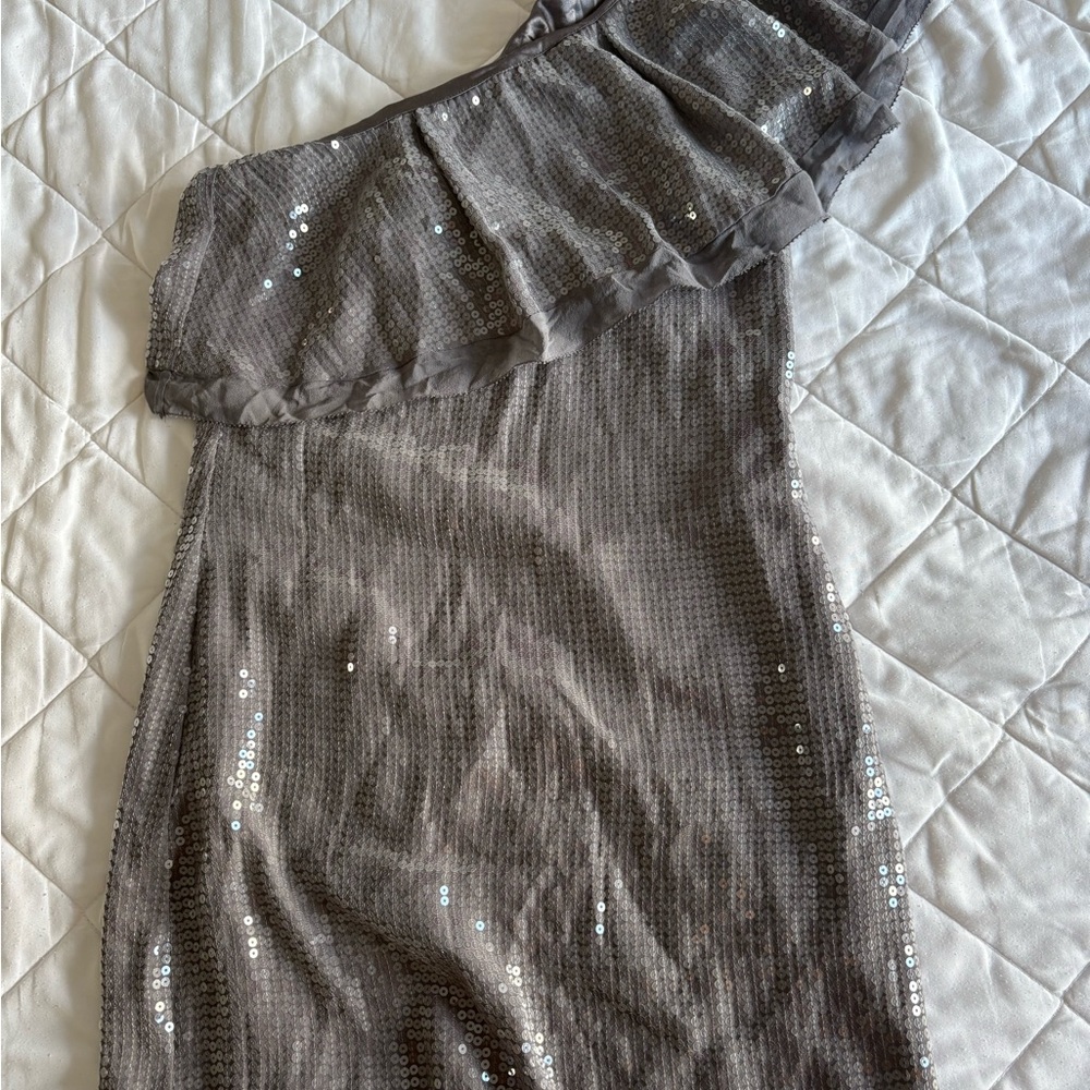 Guess by Marciano One Shoulder Gray Dress